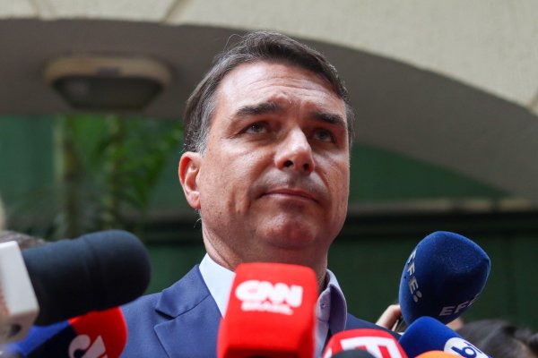 BRAZIL: Flávio Bolsonaro flees country amid corruption probes 